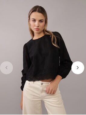 AMERICAN EAGLE WOMEN BLACK AE LONG-SLEEVE EYELET BLOUSE M